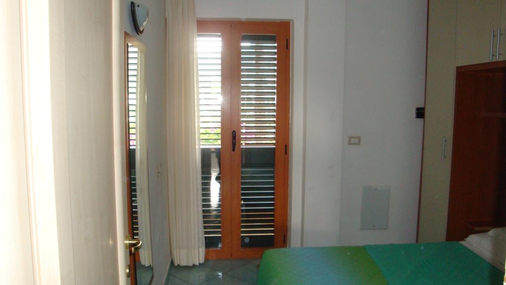 Ischia Uno Residence Forio di Ischia 客房 照片